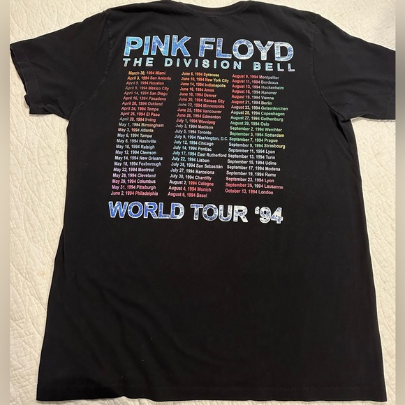 Pink Floyd T shirt from his tour in 1994. - Picture 4 of 5